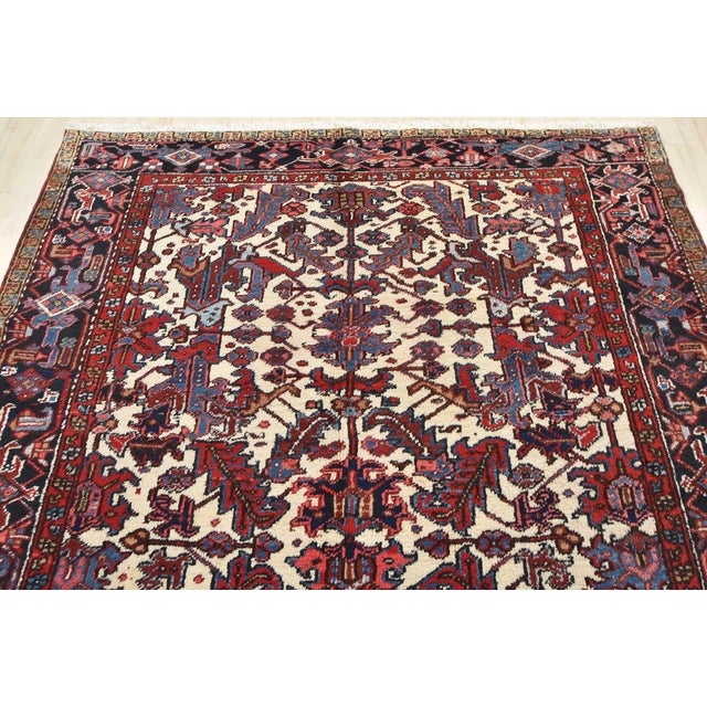 Heriz Rug 7' X 8'11'' Ivory Wool Tribal Semi-Antique Hand-Knotted Carpet For Sale In Philadelphia - Image 6 of 14