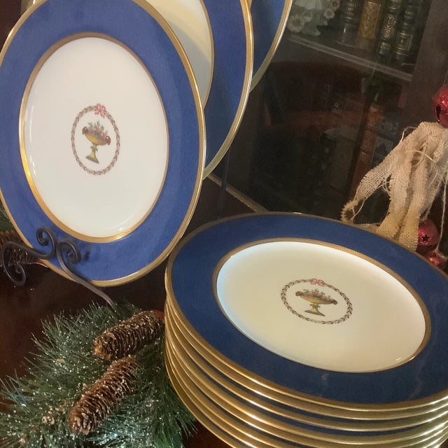 Set of 12 Spode Copelands Cobalt Dinner Plates, Acid Etched Gold For Sale - Image 12 of 13