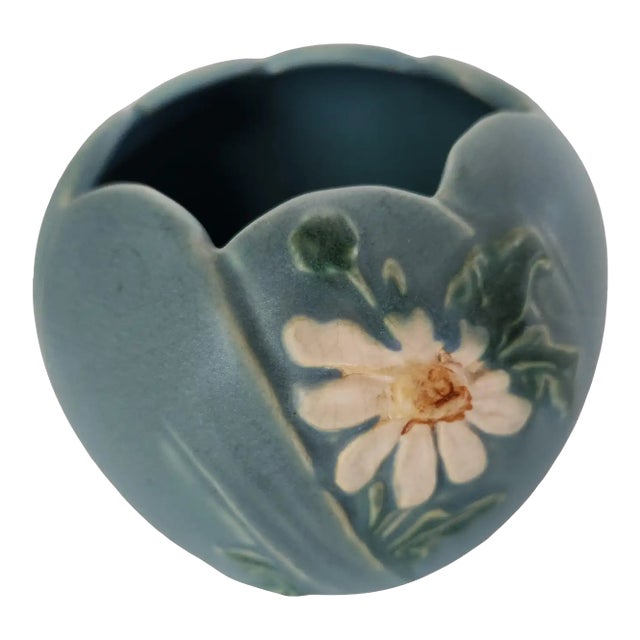1940s Weller Art Deco Pottery Blue Daisy Art Vase For Sale