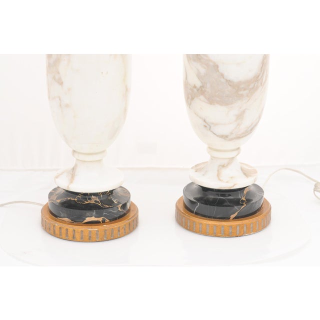 1930s Pair of Exquisite 1930s Italian Marble Urns For Sale - Image 5 of 11