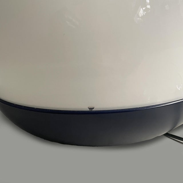 1960s Mid-Century Modern Italian Table Lamp by Leonardo Ferrari and Franco Mazzucchelli for Artemide, 1960s For Sale - Image 5 of 6