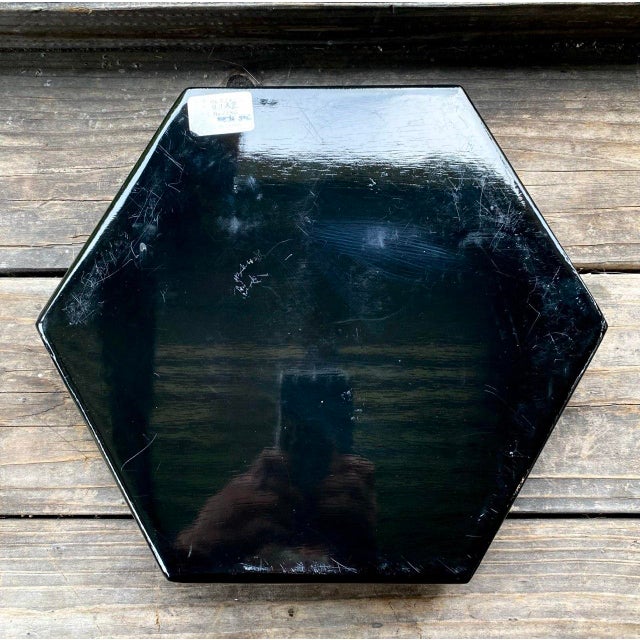Vintage Chinese Black Lacquer Mother-of-Pearl Inlaid Hexagonal Banchan Serving Box For Sale - Image 13 of 14