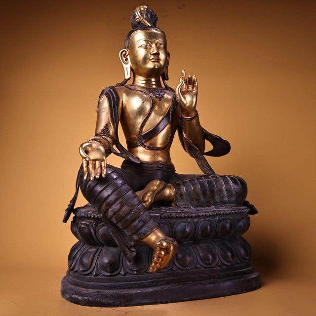 Late 20th Century Large Gilt Bronze Figure of Green Tara Bodhisattva For Sale - Image 4 of 10