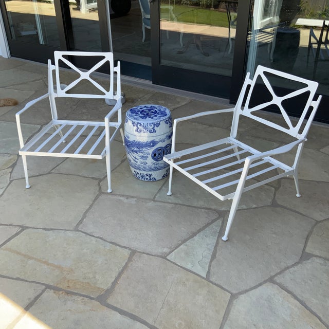 Just in time for summer, here are the chairs to transform your patio! This solidly-built mid century set of Bel Air...