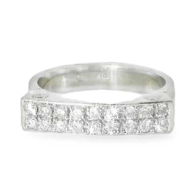 Estate 18K White Gold Designer Diamond Ring - 22 Brilliant Round Diamonds Short Description: Elegant estate 18K white gold...