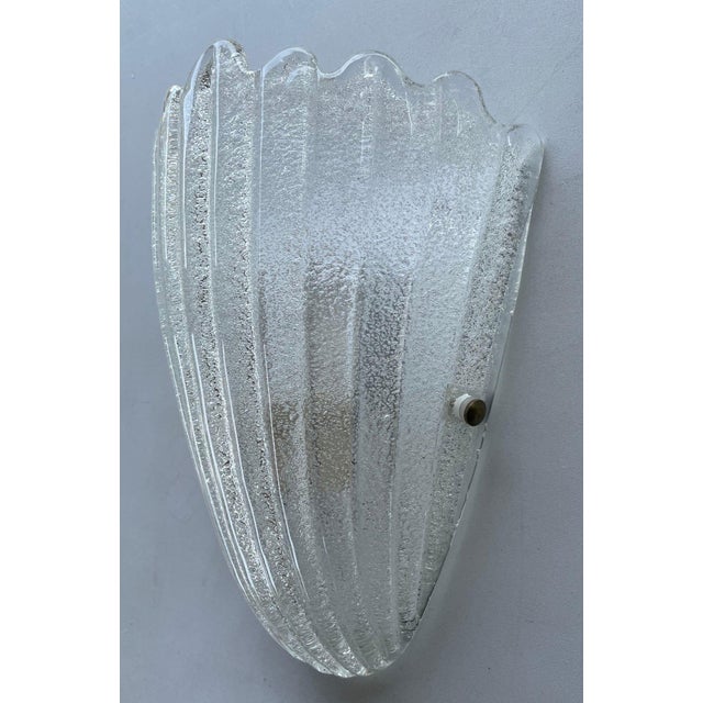 1960s Clear Graniglia Shield Murano Glass Sconces. Italy - Set of Ten For Sale In Los Angeles - Image 6 of 7