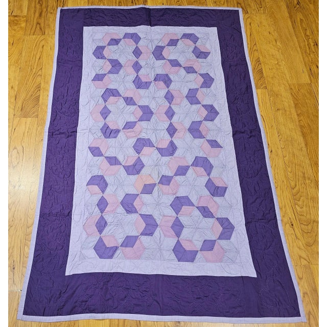 Beautifully hand-crafted American Amish pieced cotton quilt in a “Block and Star” pattern from Lancaster County,...