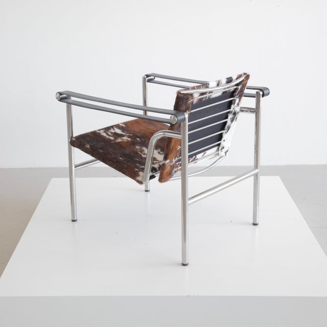 1960s LC1 Armchair by Le Corbusier, P. Jeanneret and C. Perriand for Cassina, 1960s For Sale - Image 5 of 10
