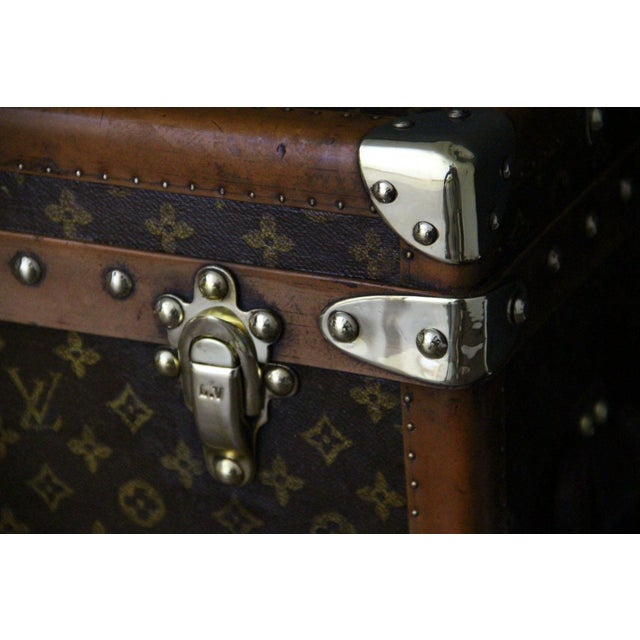 Vintage Shoe Trunk by Louis Vuitton, 1920 For Sale - Image 6 of 18