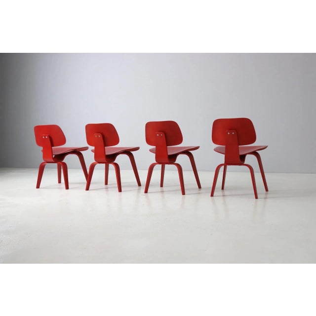 Dcw Dining Chairs by Charles & Ray Eames for Vitra, 1990s, Set of 4, in Very Good conditions. Designed 1990 to 1999 I have...