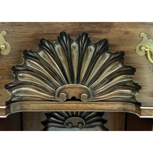 Brown 1970s Newport Rhode Island Style Kneehole Bureau. For Sale - Image 8 of 13