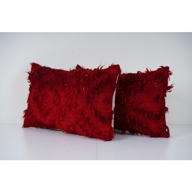 Mid-Century Modern Turkish Shaggy Pillow Cover - A Pair For Sale - Image 3 of 4