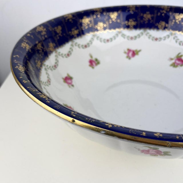 Antique Victorian Large Mintons Wash Basin with Floral Garland Motif from Staffordshire Pottery, 1890s For Sale - Image 3 of 11