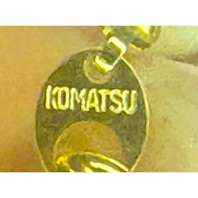 1950s-60s Komatsu mod white/gold beaded necklace w/ geometric center pendant. Excellent condition. Marked at clasp.