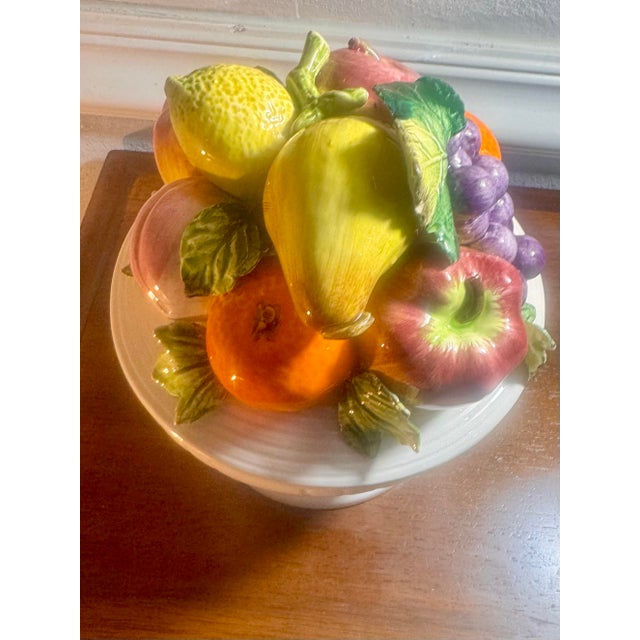 Vintage Arco Italian Majolica Style Fruit Compote Candy Dish With Lid – Ceramic Pedestal Bowl – Hollywood Regency Deco For Sale - Image 4 of 12