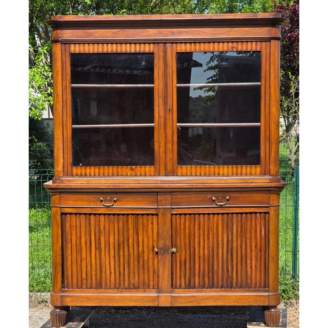 Venetian Charles X Bookcase in Walnut, with Shutter Doors, 19th Century, 1830 For Sale - Image 12 of 13