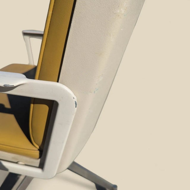 1970s 1970s Mid-Century Chrome and Molded Plastic Desk Chair For Sale - Image 5 of 10