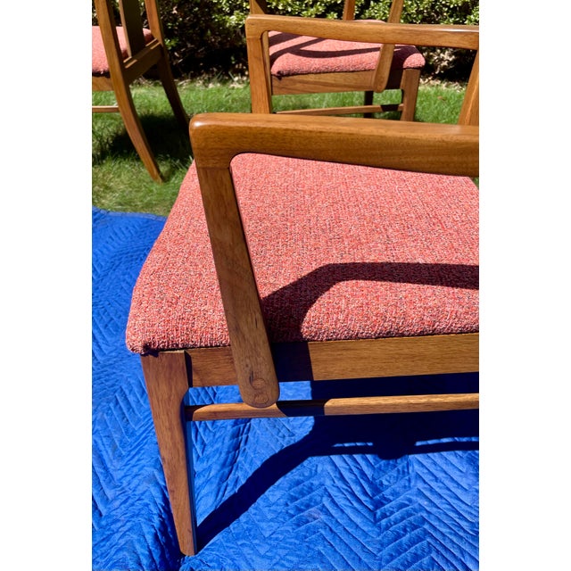 Thomasville "Bryn Mawr" Walnut High-Back Dining Chairs in Knoll Luxe Tempest Bouclé - Set of 6 (2 Arm, 4 Side) 1975 For Sale - Image 17 of 18