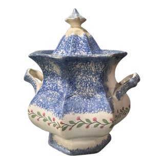 Antique English Spongeware Spatterware Decorated Covered Sugar Bowl With Handles For Sale
