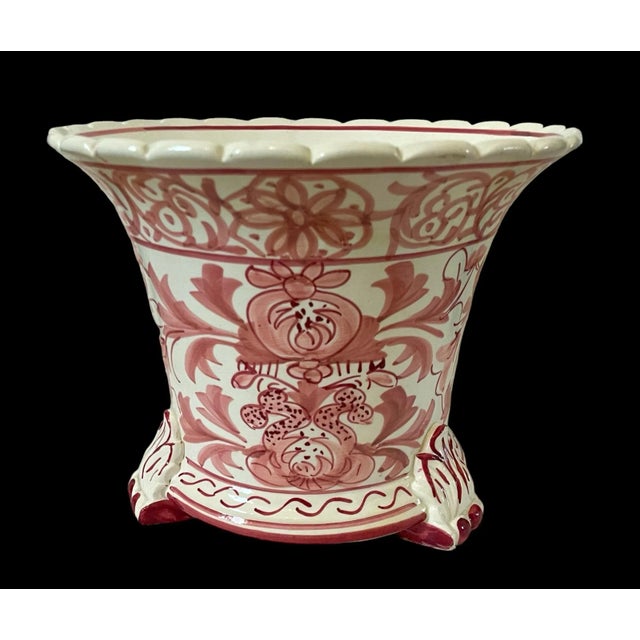 1970s Vintage Ceramic Hand,-Painted Floral Cache-Pot or Planter. Made in Spain. Pink, Red, White. For Sale - Image 5 of 11