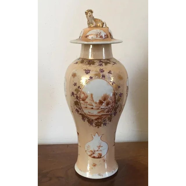1810 Chinese Export Porcelain Vase & Cover For Sale - Image 4 of 11