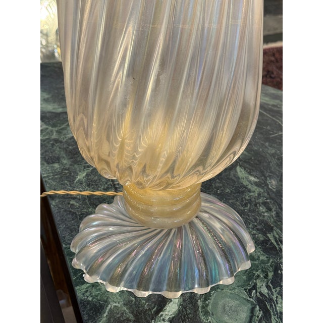 Glass Jan Showers for Kyle Bunting Murano Glass Swirl Table Lamp With Gold Leaf For Sale - Image 7 of 12
