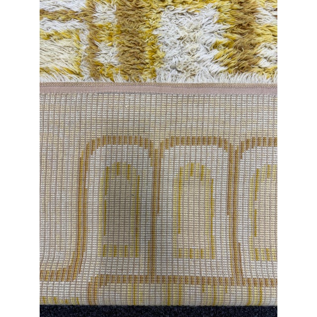 Light Yellow Mid-20th Century Scandinavian Rya Shag Rug 2'6" X 4'6" For Sale - Image 8 of 9