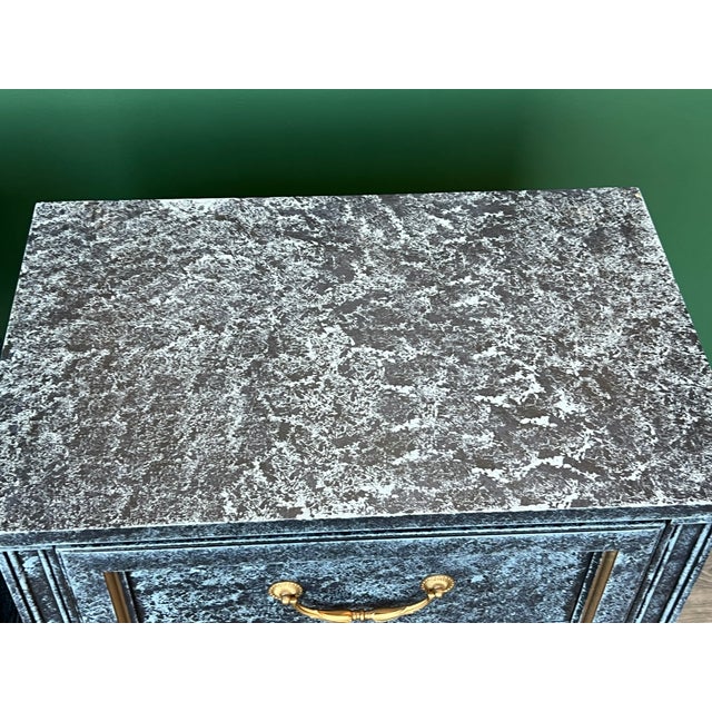 Late 20th Century Pair of Mid-Century Walnut Nightstands by Martinsville For Sale - Image 12 of 13