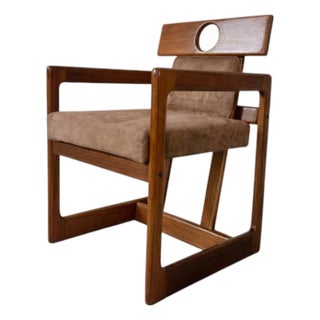 “Cuiaba” Dining Chair With Armrests in Hardwood & Fabric, Sergio Rodrigues, 1970s For Sale