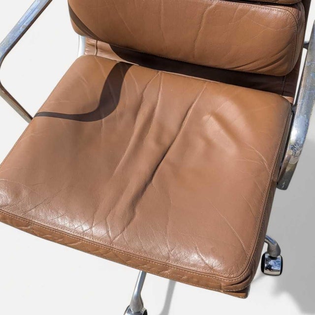 Mid-Century Modern Eames Soft Pad Chair by Herman Miller, 1960s, Leather For Sale In Los Angeles - Image 6 of 18
