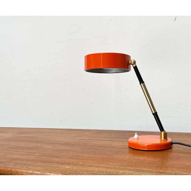 Mid-Century Modern Minimalist Orange Table Lamp, Italy, 1960s For Sale - Image 18 of 18
