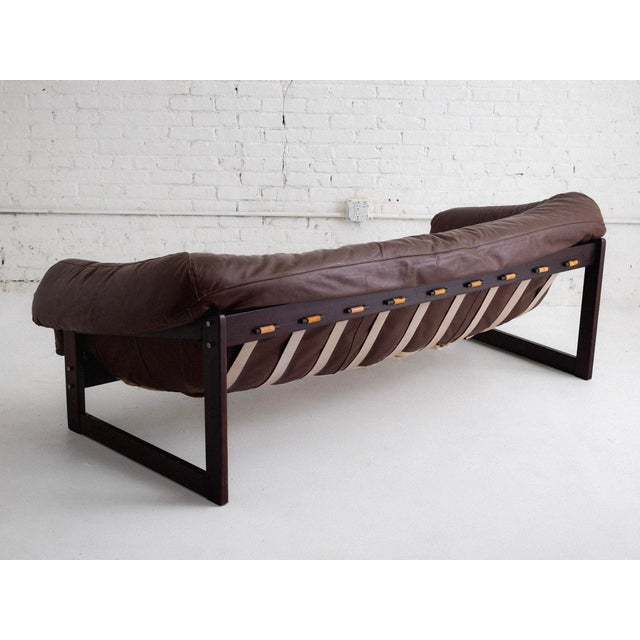 Mp-97 Tufted Leather Sofa by Percival Lafer For Sale In New York - Image 6 of 12
