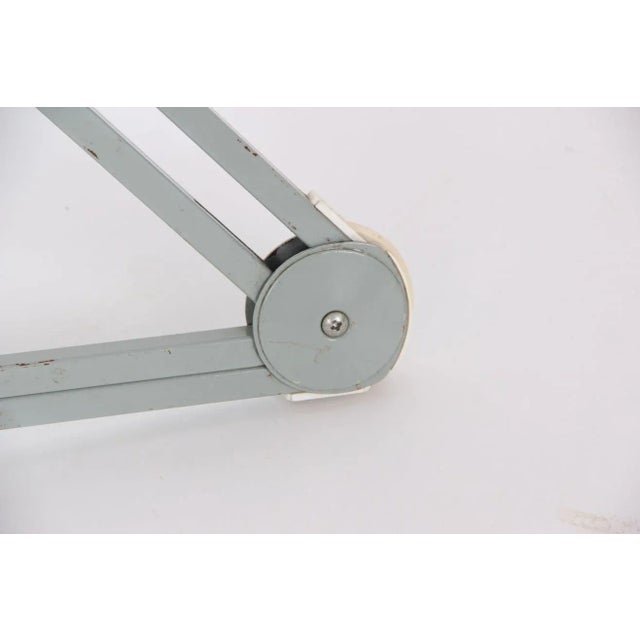 1940s Vintage Metal Model L-40 Table Lamp by Jacobsen Jac for Luxo, 1940s For Sale - Image 5 of 9