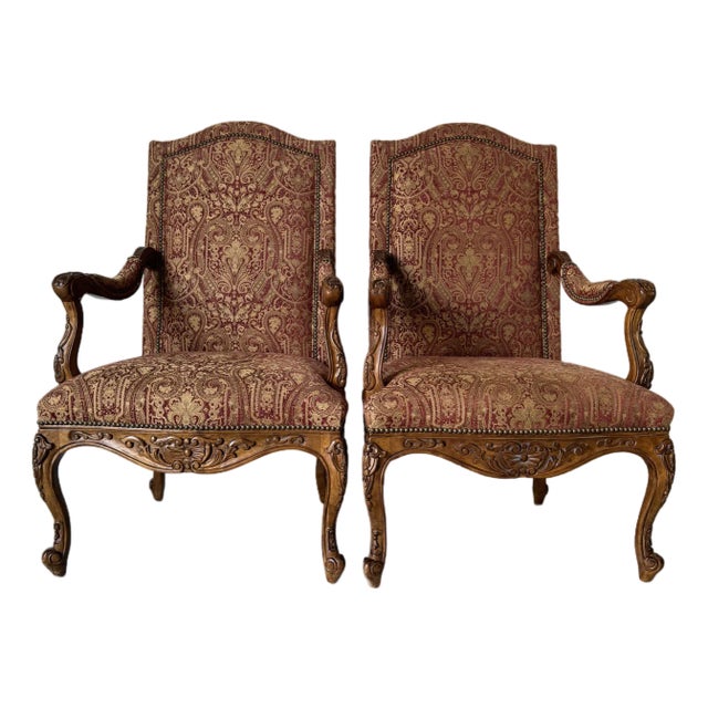Pair of Vintage French Provincial Louis XV–Style Armchairs by Hickory, Nc For Sale