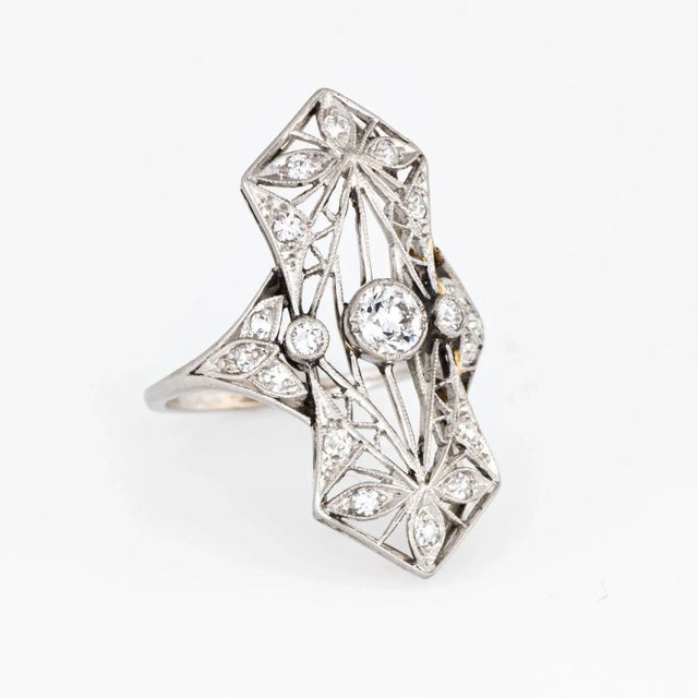 Traditional Antique Edwardian Diamond Ring Platinum Flower Design Vintage Plaque Jewellery 5 size 5 For Sale - Image 3 of 6