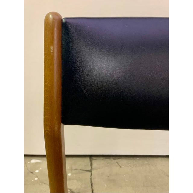 A Pair of Mid Century Modern Chair Attributed to Erik Buch For Sale In New York - Image 6 of 14