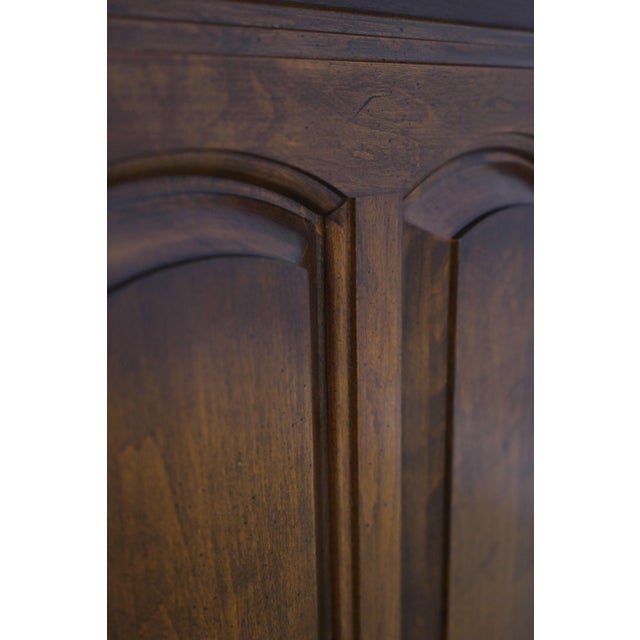 Ethan Allen Maple 2 Door China Cabinet For Sale - Image 13 of 18