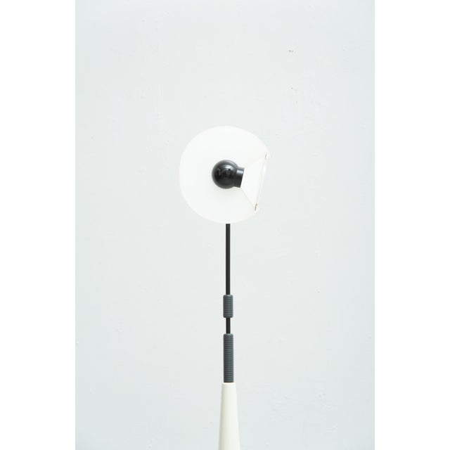 Club 1195 Floor Lamp by Pier Giuseppe Ramella for Arteluce, 1980s For Sale - Image 4 of 13