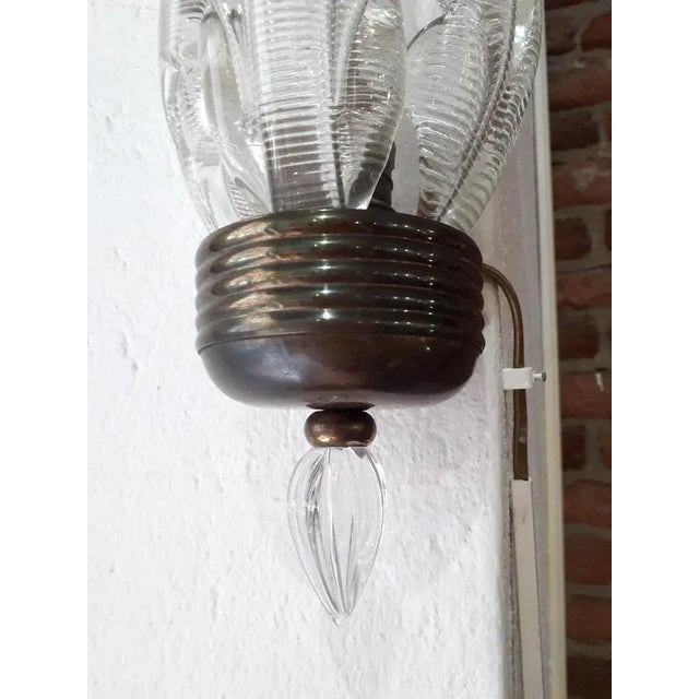 2 original Art Deco wall sconces of great beauty. Up to 250V (Europe/UK Standard).The wiring of this item may be original...