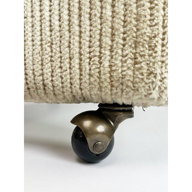 Modern Italian PS142 Lounge Chair on Wheels by Eugenio Gerli for Tecno, 1970s For Sale - Image 3 of 10