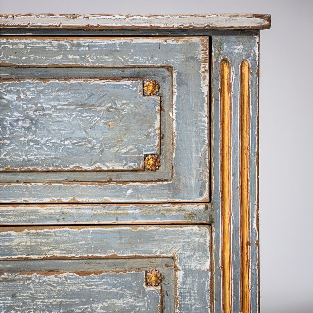 Louis XVI Hand-Painted Chest of Drawers with Gilt Accents, 1900s For Sale - Image 4 of 8