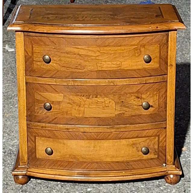 A 20th Century Italian Crossbanded Walnut Side Cabinet. Finished on all sides and back Measures 22" in width, 13" in depth...