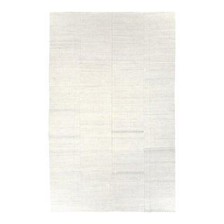 Galerie Shabab Collection Mid-20th Century Handmade Turkish Flatweave Kilim Room Size Carpet For Sale