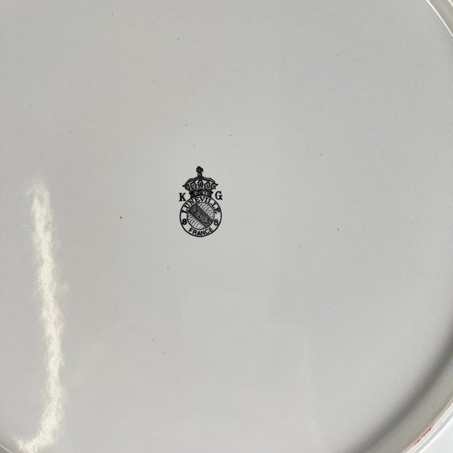 Ceramic Streetlight Cake Plate with Tulip Motif from KG Lunéville Model, 1980s For Sale - Image 7 of 8