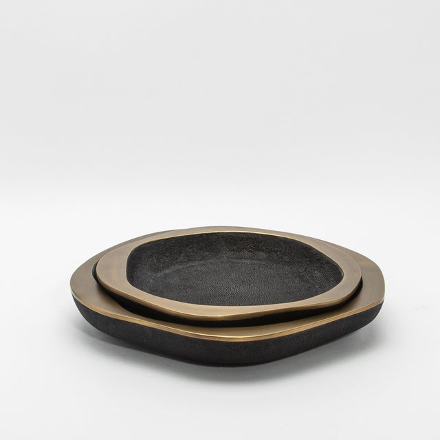 Bowl in Black Shagreen With Bronze Patina Brass Details by R&y Augousti For Sale - Image 9 of 11