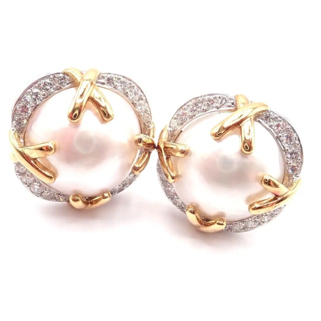 Metal Verdura Vintage Diamond Mabe Pearl Yellow Gold & Platinum Large Earrings, Pair For Sale - Image 7 of 13