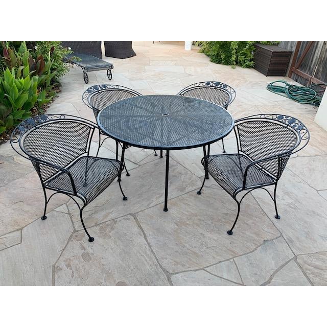 Vintage Woodard Briarwood “Daisy” Wrought Iron Outdoor Table & 4 Chairs