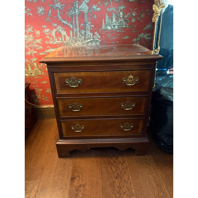 Dixie Furniture Chippendale Mahogany 4 Poster Queen Bed, 2 Nightstands, and 1 Highboy Dresser For Sale - Image 16 of 18