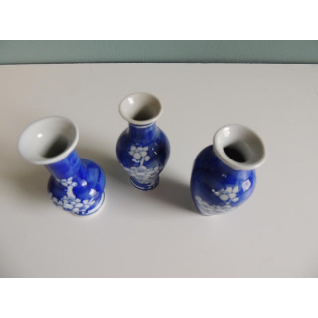 Blue & White Miniature Ceramic Asian Vases - Set of 3 Size: 2"D x 4"H