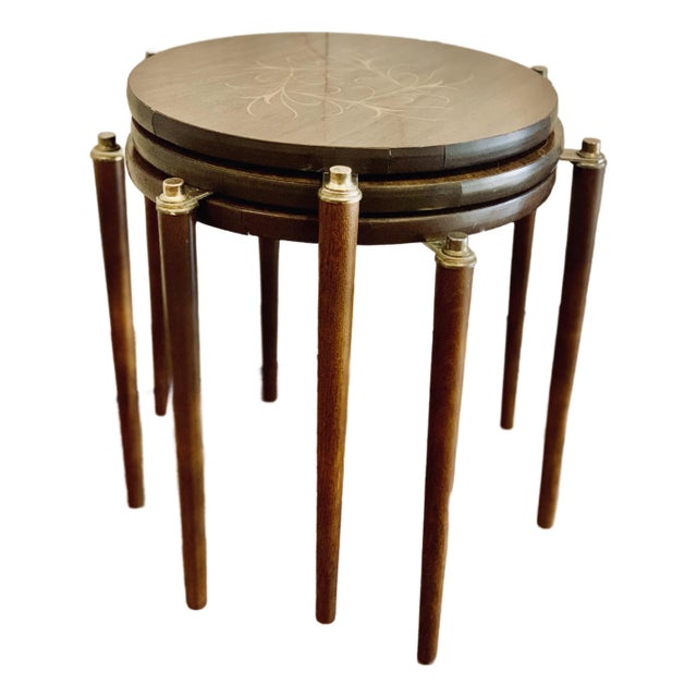 Vintage Mid-Century Modern Round Stacking, Drinks Side Tables With an Abstract ‘Atomic Ranch’ Design on Top & Brass Fittings at the Legs- Set of 3 For Sale
